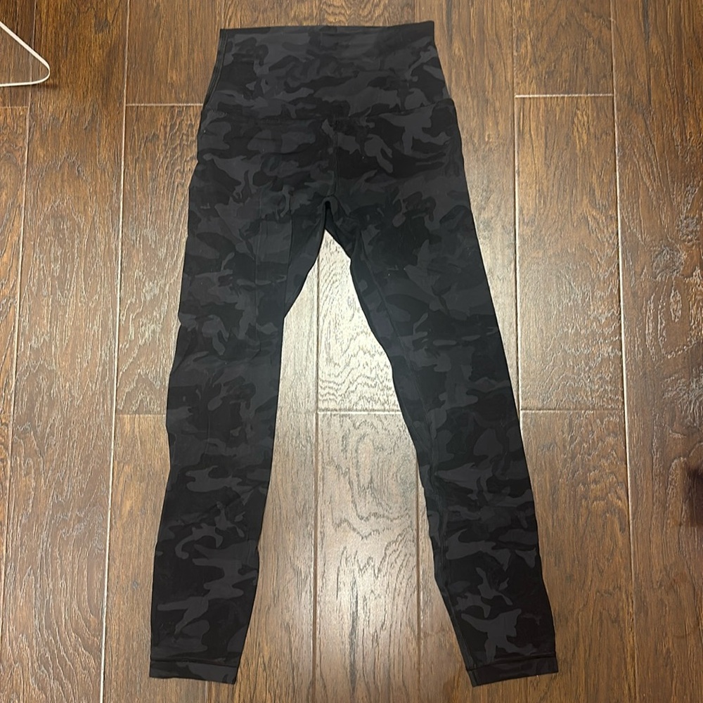 Lululemon align size 4